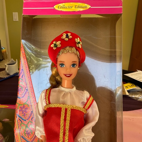 Barbie Dolls of the World Collection- Russian Barbie! - Picture 3 of 4